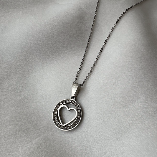 Colar com brilhantes